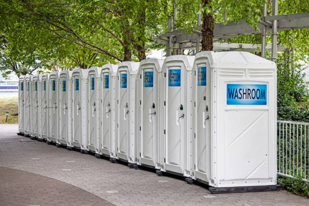 Best Portable restroom trailer rental  in Mentor On The Lake, OH