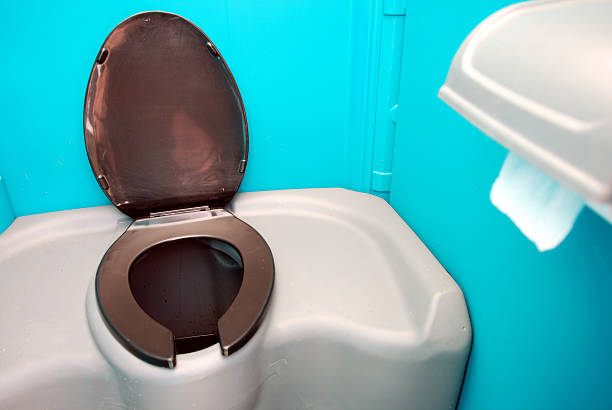 Portable Toilet Options We Offer in Mentor On The Lake, OH